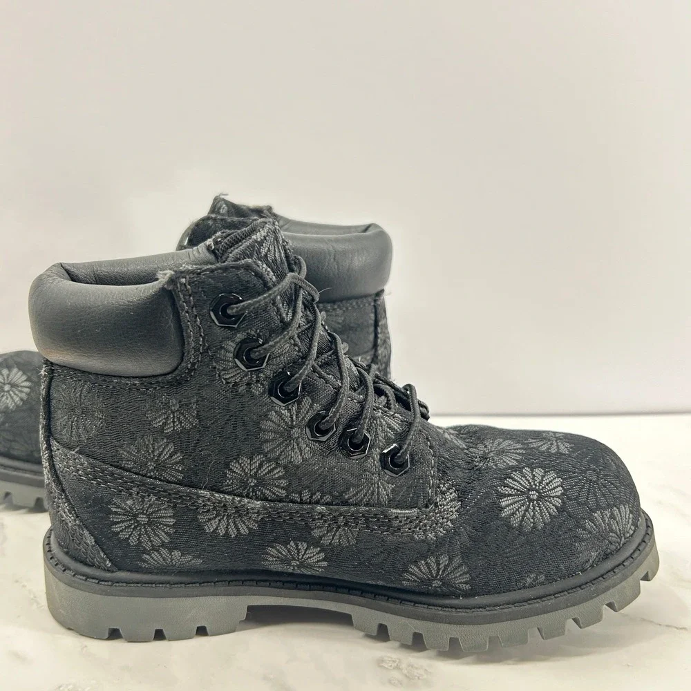 Timberland Girls Premium 6 Inch Waterproof Floral Boots Size 12 Winter‎